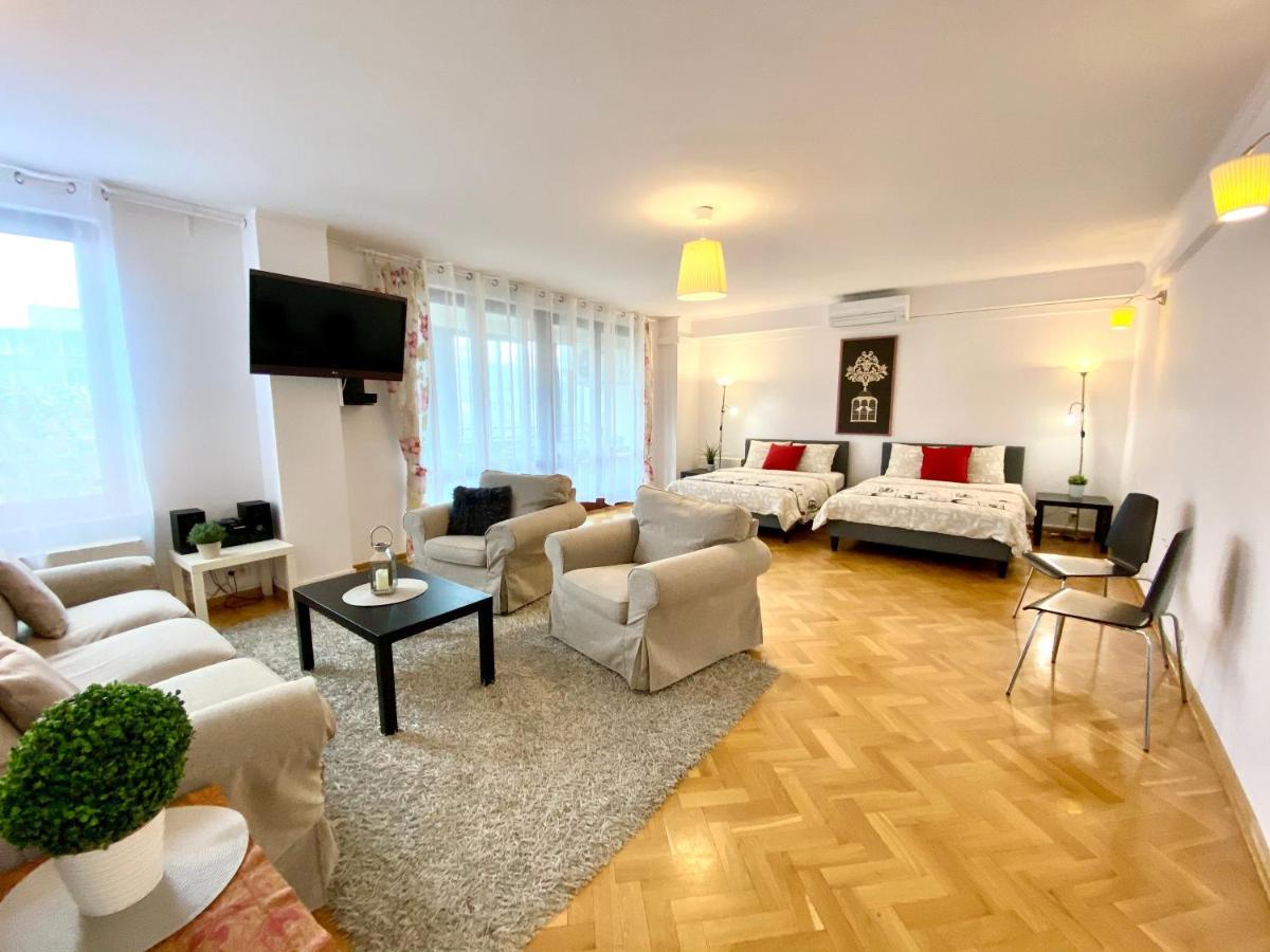 Center Warsaw - Apartmenty Jana Pawla II Exterior photo