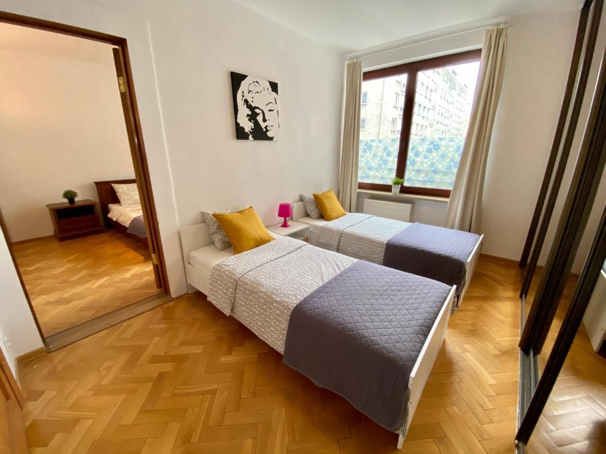Center Warsaw - Apartmenty Jana Pawla II Exterior photo